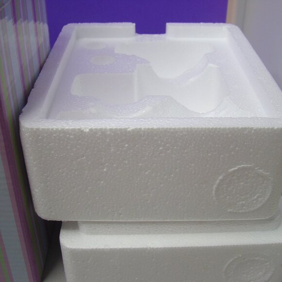 Precious Moments Map A Route Toward Loving Caring, Sharing 2005 Membership C0025 - Picture 16 of 16